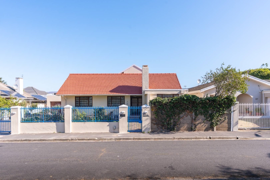 To Let 3 Bedroom Property for Rent in Plumstead Western Cape